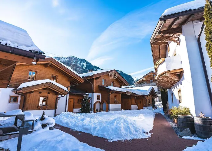 Dorfchalets - Alma Inkl Tauern Therme Eintritt & Sommerkarte * Kaprun